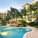 Inn At Pelican Bay 